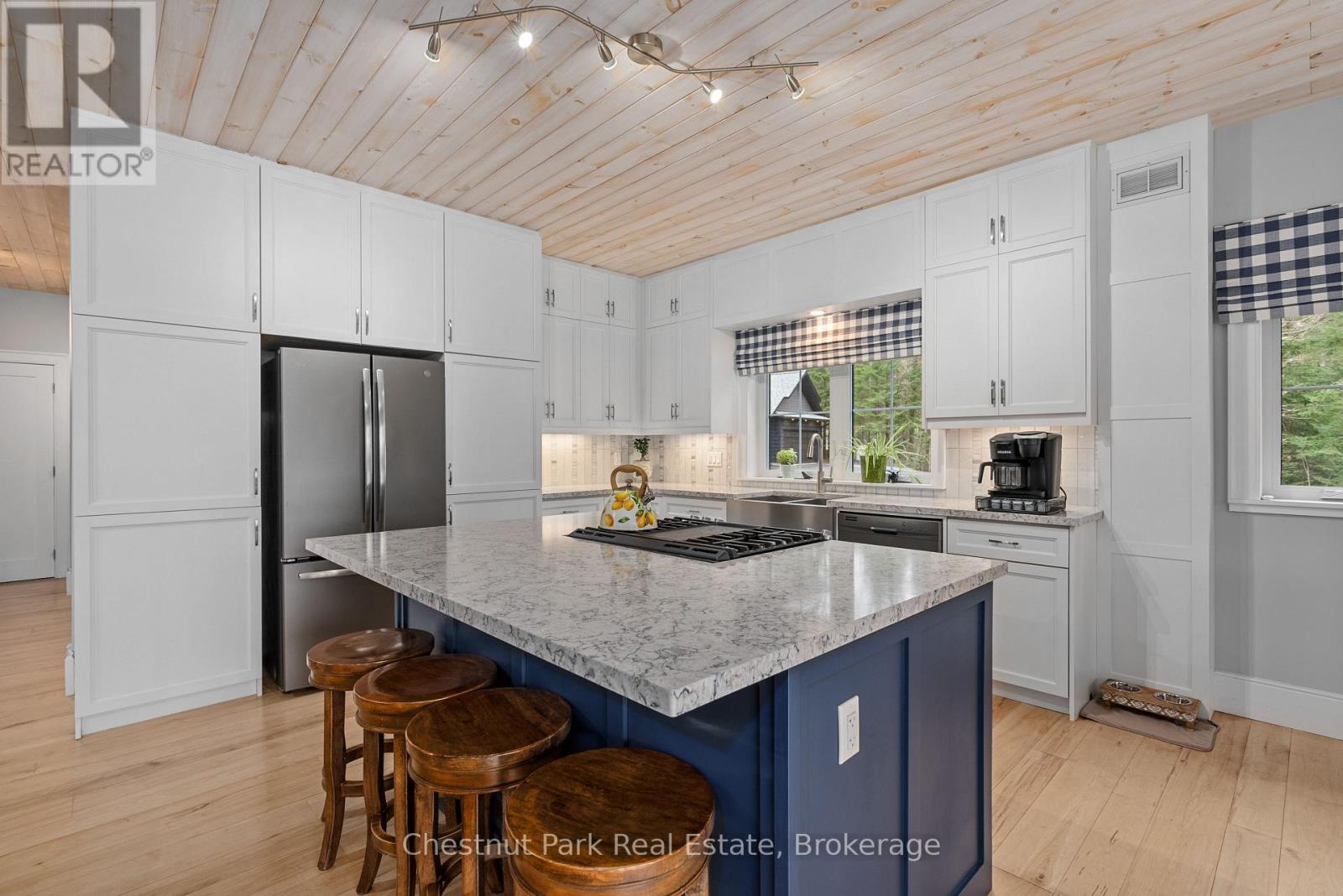 86 Bowyer Road, Huntsville, Ontario  P1H 2J4 - Photo 13 - X12708378