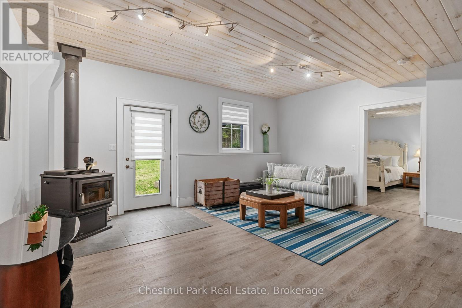 86 Bowyer Road, Huntsville, Ontario  P1H 2J4 - Photo 22 - X12708378