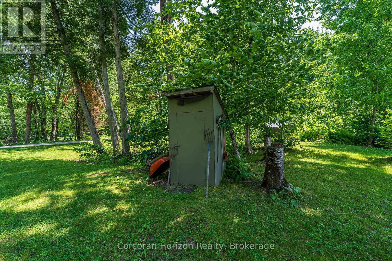 1068 Hartley Road, Gravenhurst, Ontario  P0E 1N0 - Photo 12 - X12709480