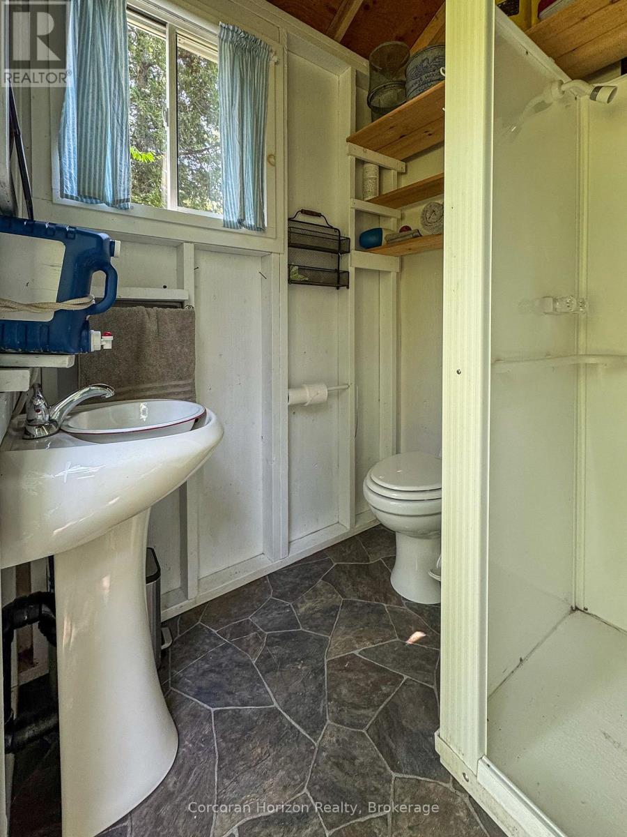 1068 Hartley Road, Gravenhurst, Ontario  P0E 1N0 - Photo 19 - X12709480