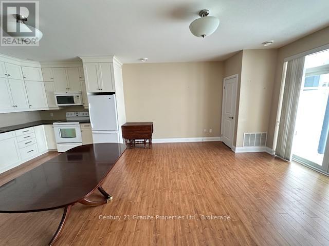 106 - 20c Silver Birch Court, Parry Sound, Ontario  P2A 0A7 - Photo 11 - X12710232