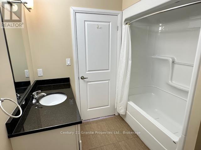 106 - 20c Silver Birch Court, Parry Sound, Ontario  P2A 0A7 - Photo 18 - X12710232