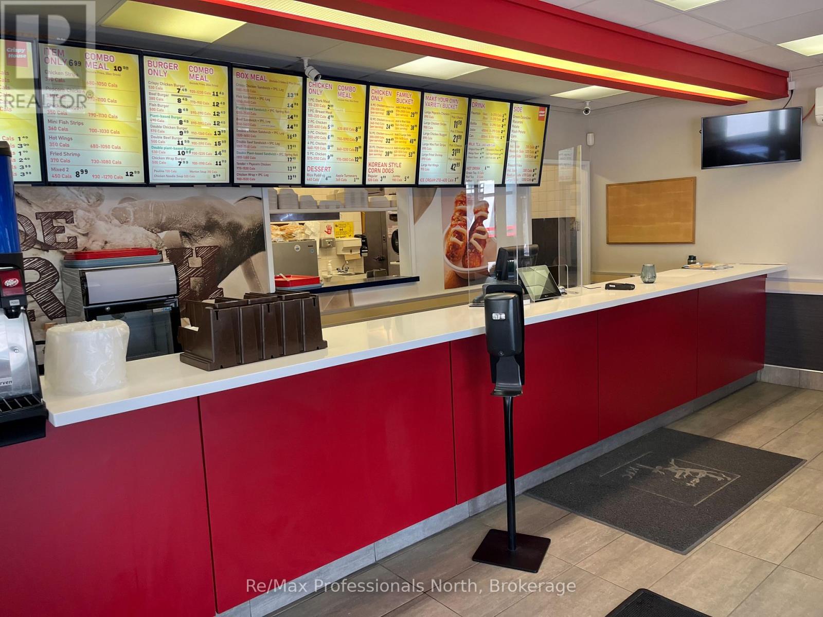 350 Winewood Avenue E, Gravenhurst, Ontario  P1P 1B7 - Photo 5 - X12711122