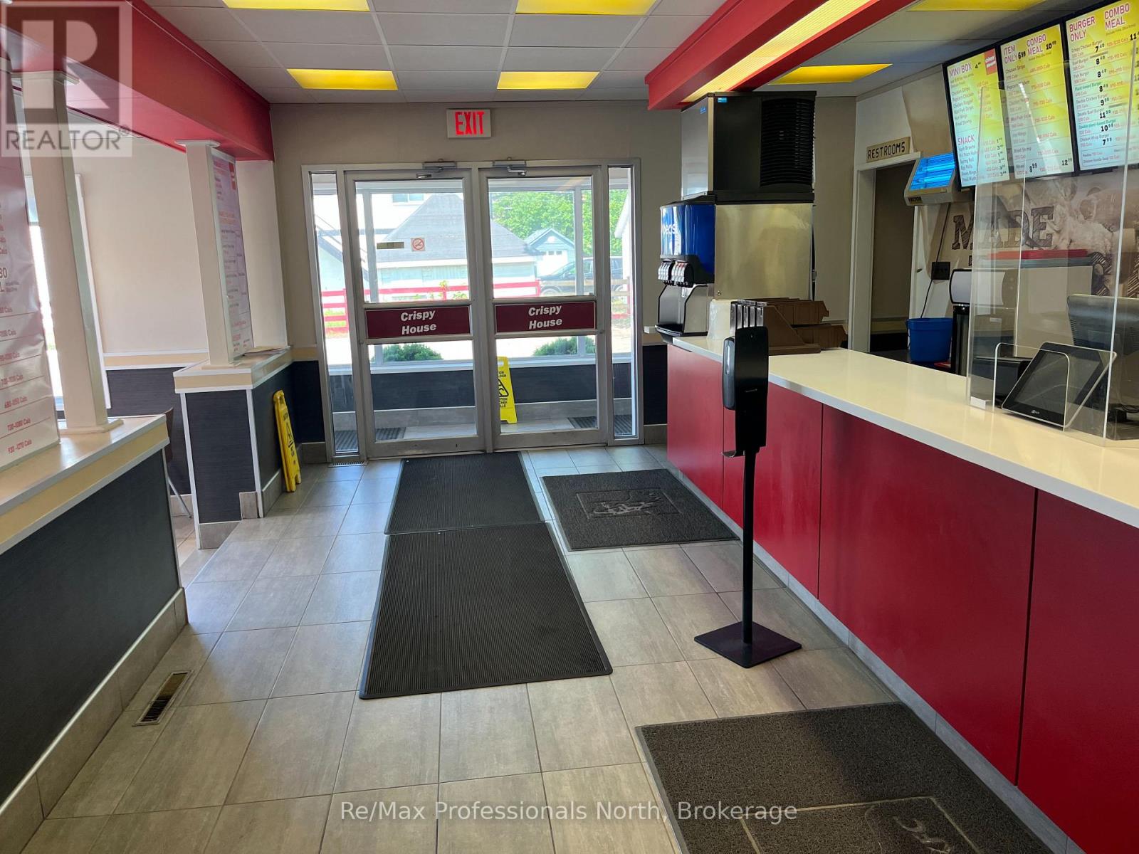 350 Winewood Avenue E, Gravenhurst, Ontario  P1P 1B7 - Photo 8 - X12711122