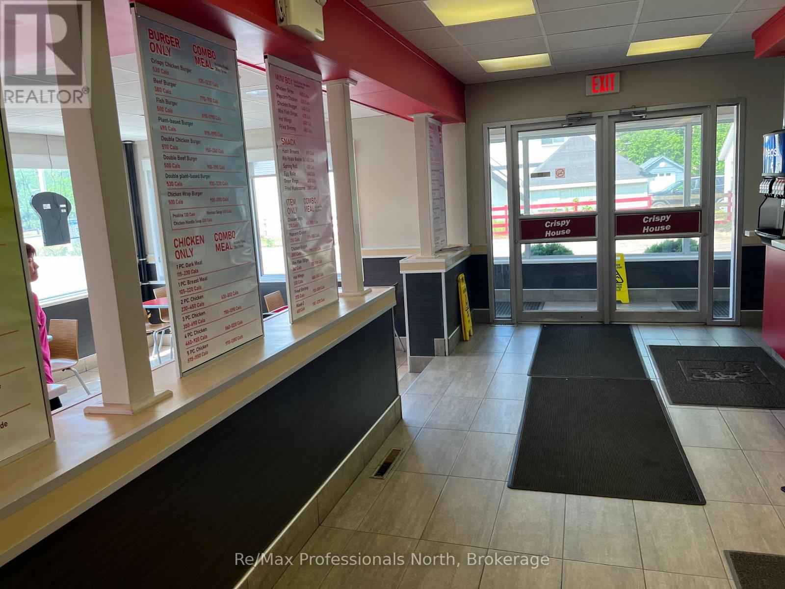 350 Winewood Avenue E, Gravenhurst, Ontario  P1P 1B7 - Photo 9 - X12711122