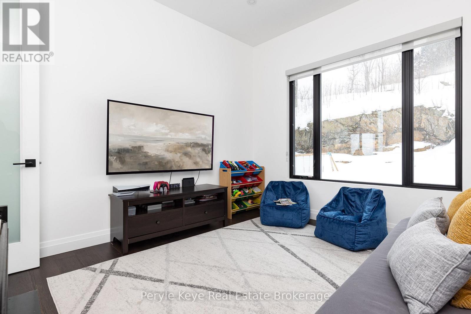 86 Claren Crescent, Huntsville, Ontario  P1H 0C3 - Photo 10 - X12712102