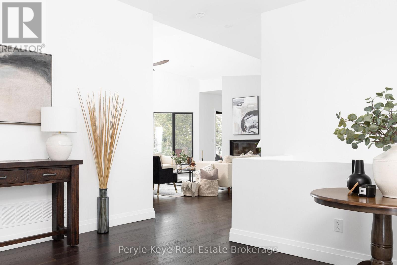 86 Claren Crescent, Huntsville, Ontario  P1H 0C3 - Photo 6 - X12712102