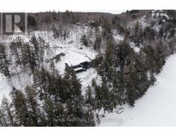 <div class="price">$3,995,900</div> 86 Claren Crescent, Huntsville<br><div style="margin-bottom:8px;"><small>Peryle Keye Real Estate Brokerage</small></div><div class='bed_bath'>5 Bed | 4 Bath</div>