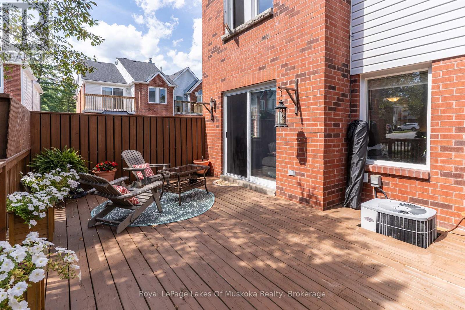 50 Shoreline Drive, Bracebridge, Ontario  P1L 1Z4 - Photo 10 - X12715550