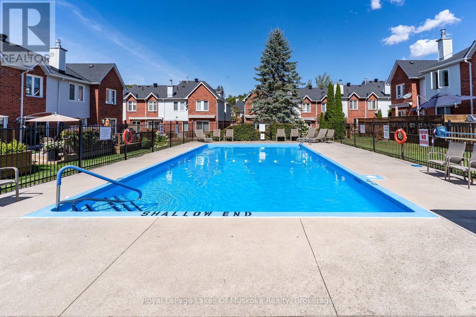 50 Shoreline Drive, Bracebridge, Ontario  P1L 1Z4 - Photo 3 - X12715550