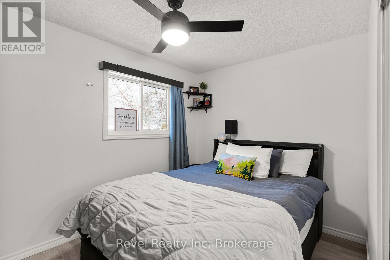 206 - 1 Georgian Bay Avenue, Parry Sound, Ontario  P2A 3B1 - Photo 15 - X12716044