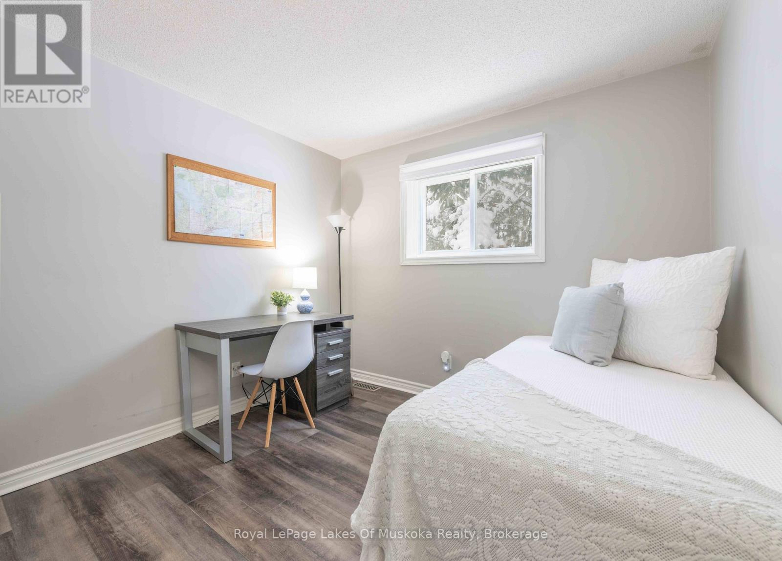 256 Woodland Drive, Huntsville, Ontario  P1H 1A6 - Photo 20 - X12716700