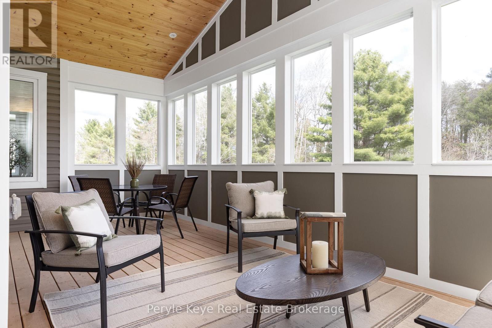 30 Dyer Crescent, Bracebridge, Ontario  P1L 0N4 - Photo 2 - X12719686