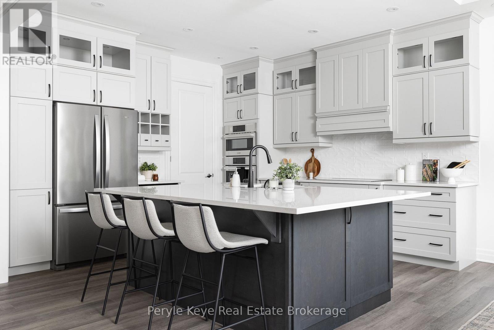 30 Dyer Crescent, Bracebridge, Ontario  P1L 0N4 - Photo 4 - X12719686