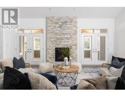 30 DYER CRESCENT, Bracebridge, Ontario