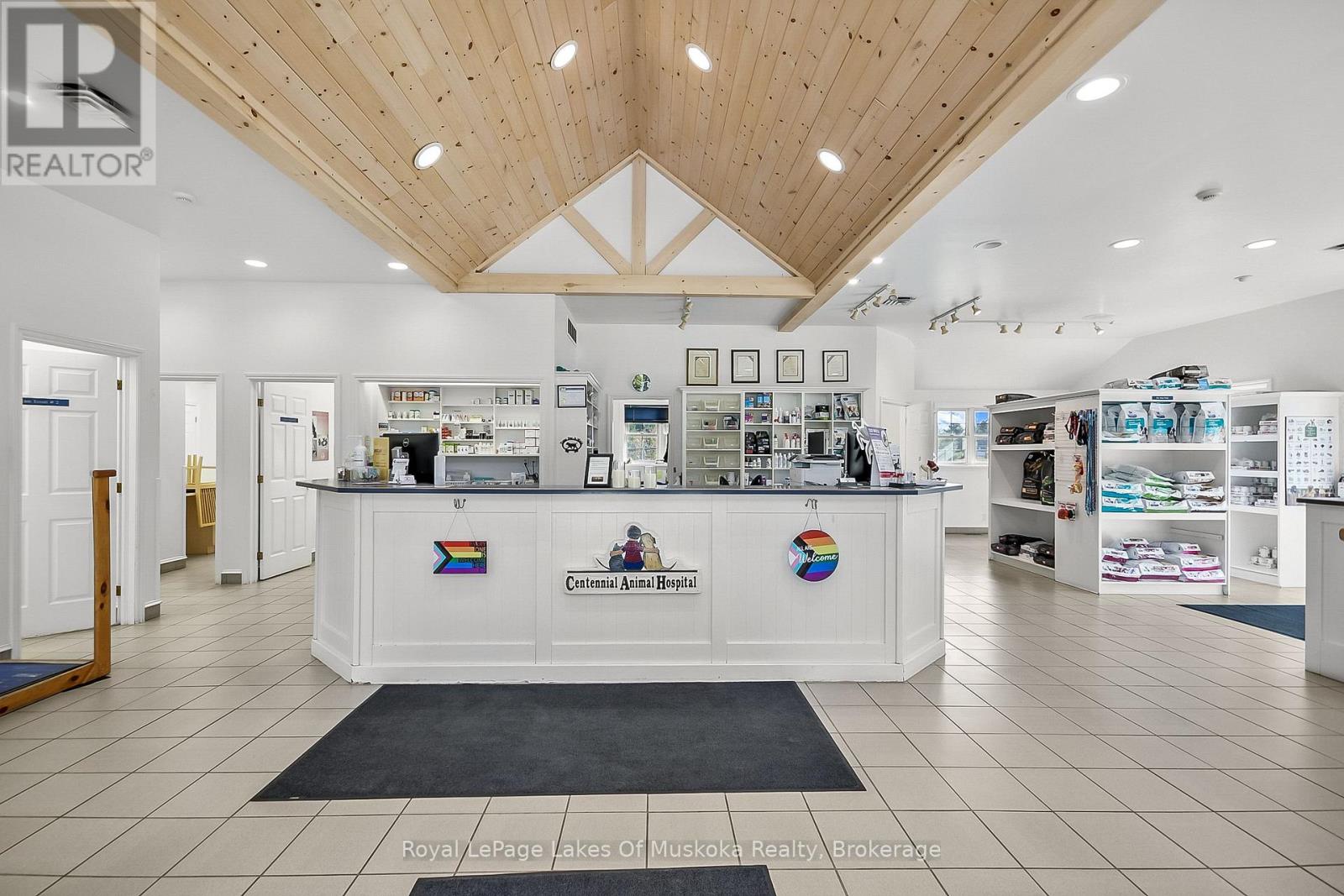 1008 South Monck Drive, Bracebridge, Ontario  P1L 1W8 - Photo 7 - X12720126