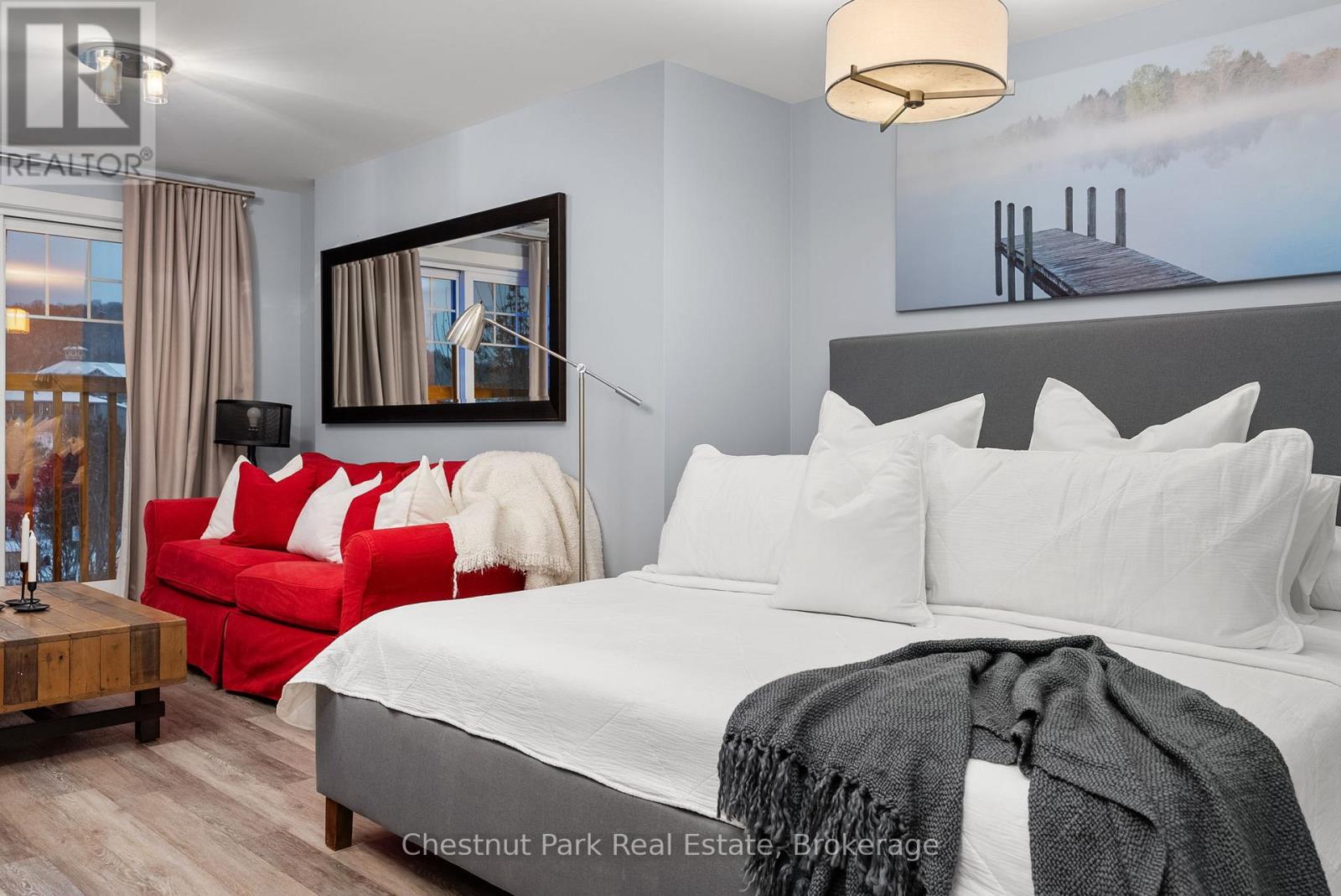 206 - 25 Pen Lake Point Road, Huntsville, Ontario  P1H 1A9 - Photo 9 - X12720654