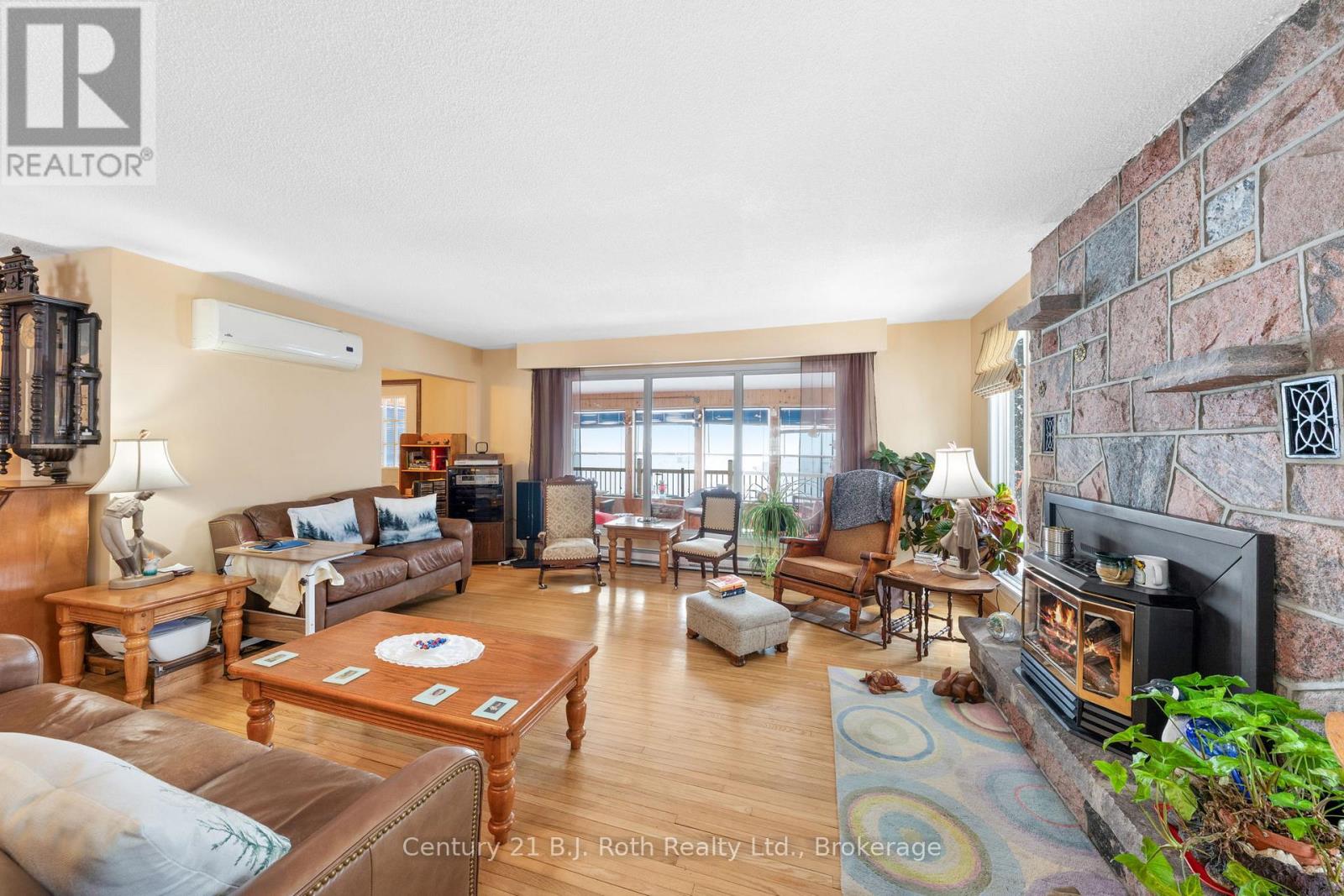 41 Brandy's Island Road, Georgian Bay, Ontario  L0K 1S0 - Photo 12 - X12722222