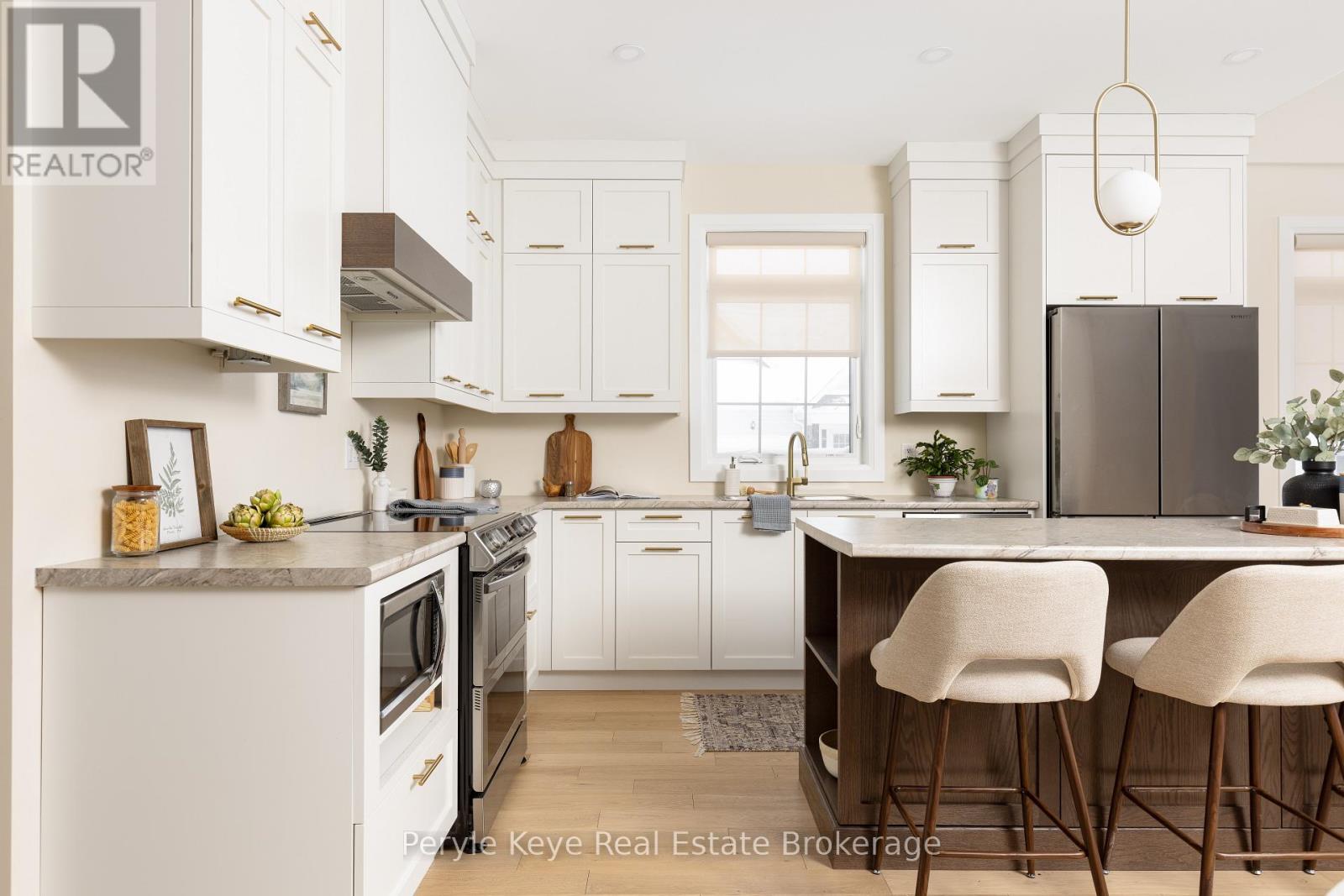 2 Leeds Court, Bracebridge, Ontario  P1L 0B7 - Photo 10 - X12723394