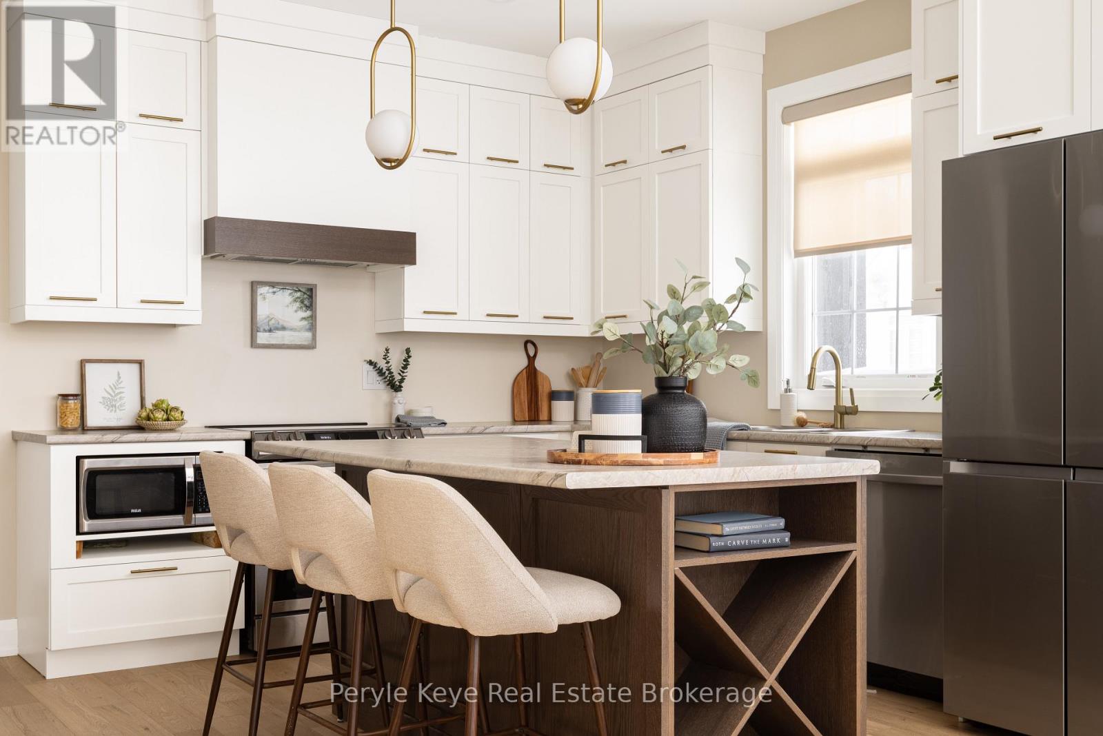 2 Leeds Court, Bracebridge, Ontario  P1L 0B7 - Photo 11 - X12723394