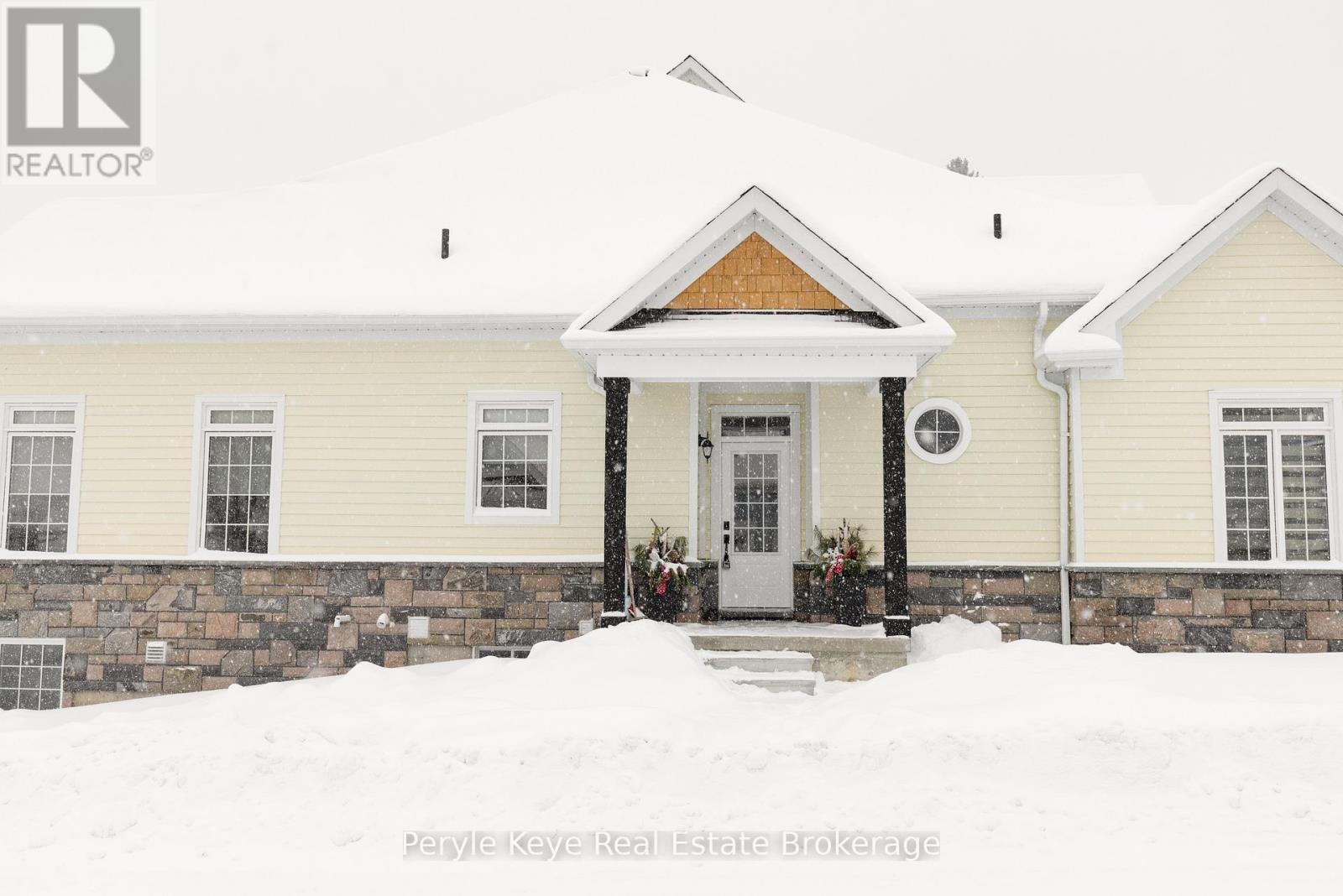 2 Leeds Court, Bracebridge, Ontario  P1L 0B7 - Photo 5 - X12723394