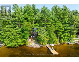 <div class="price">$879,000</div> Unit #8 - 1111 Buckeye Road, Muskoka Lakes<br><div style="margin-bottom:8px;"><small>Chestnut Park Real Estate</small></div><div class='bed_bath'>3 Bed | 1 Bath</div>