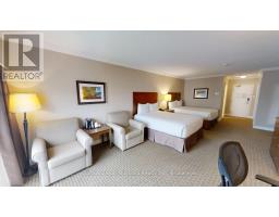 402 - 402 BAYSHORE - DEERHURST DRIVE, Huntsville, Ontario