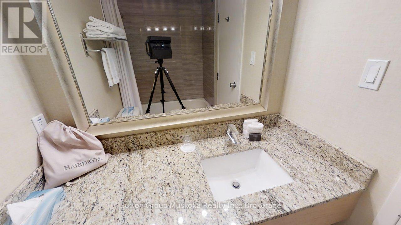 421 - 421 Bayshore - Deerhurst Drive, Huntsville, Ontario  P1H 2E8 - Photo 9 - X12731802