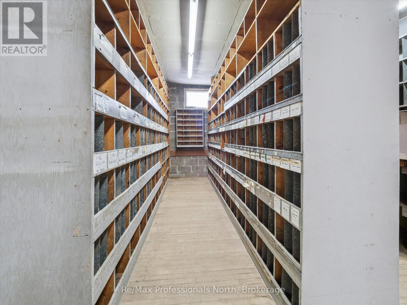 210-250 Brock Street, Gravenhurst, Ontario  P1P 1H4 - Photo 15 - X12733442