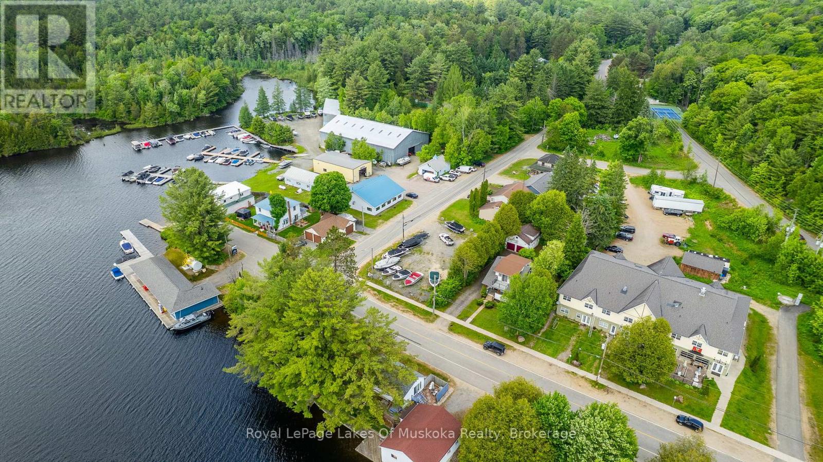 8 North Road, Lake Of Bays, Ontario  P0B 1A0 - Photo 45 - X12735404