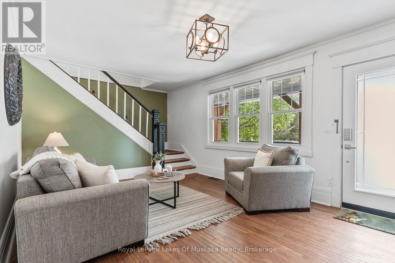 8 North Road, Lake Of Bays, Ontario  P0B 1A0 - Photo 8 - X12735404