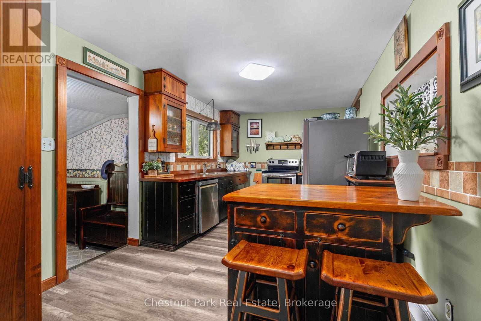 1047 Naismith Road E, Bracebridge, Ontario  P1L 1X4 - Photo 11 - X12743662