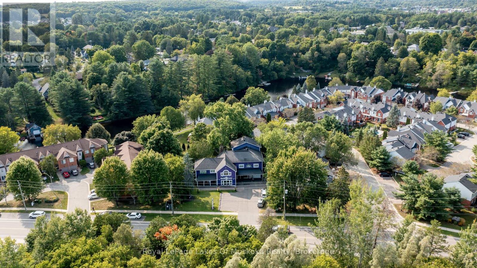 230 Ecclestone Drive, Bracebridge, Ontario  P1L 1G4 - Photo 18 - X12745408