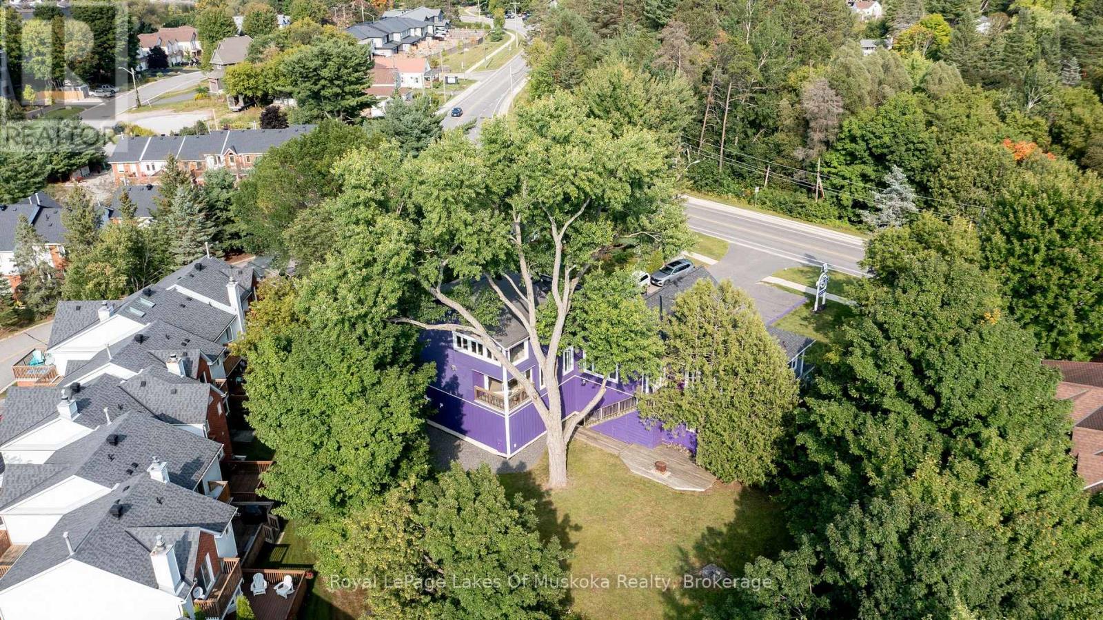 230 Ecclestone Drive, Bracebridge, Ontario  P1L 1G4 - Photo 21 - X12745408