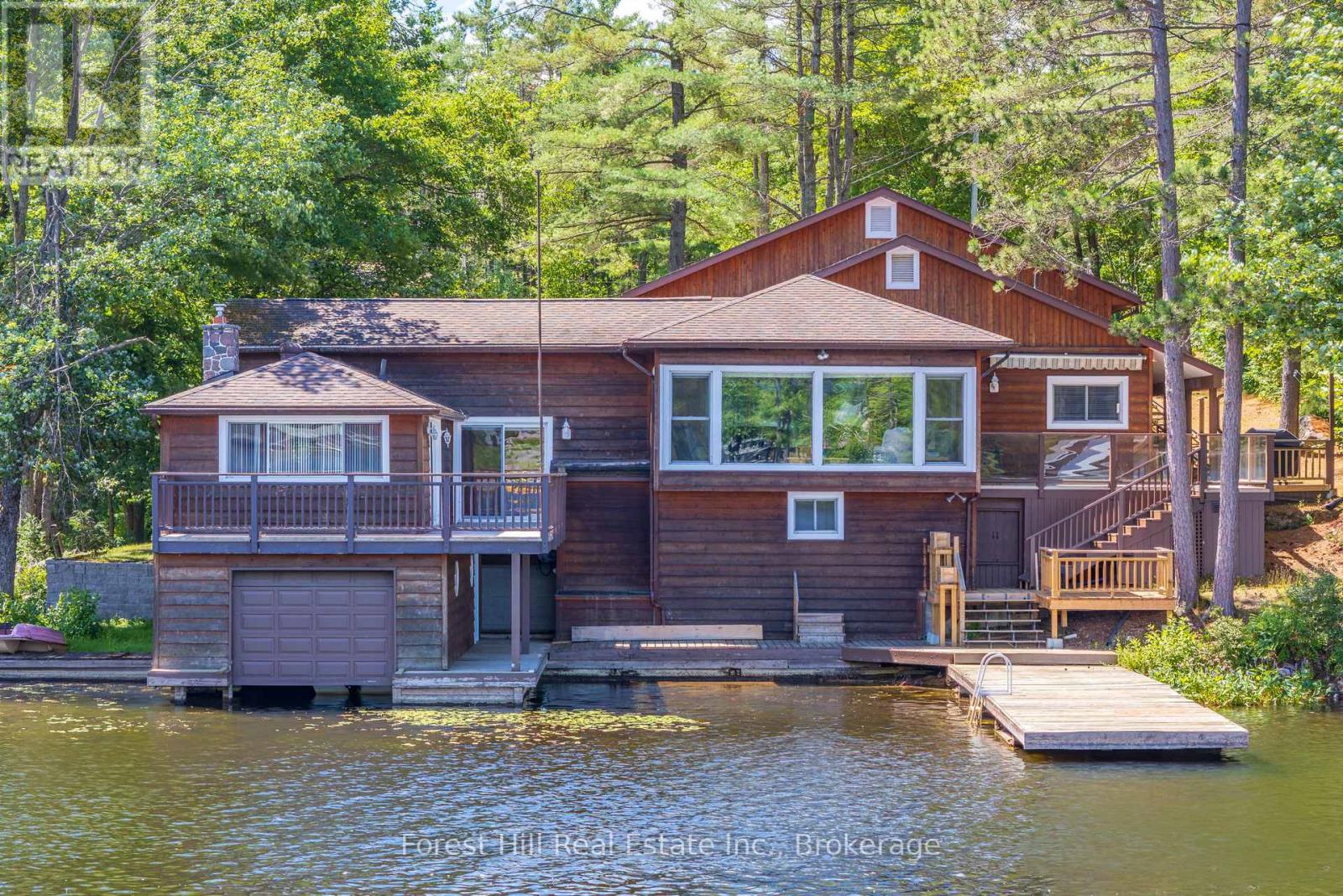 1062 Pine Lake Road, Gravenhurst, Ontario  P1P 1R2 - Photo 3 - X12747764