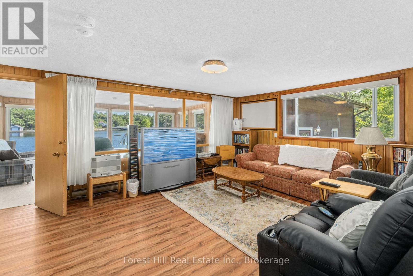 1062 Pine Lake Road, Gravenhurst, Ontario  P1P 1R2 - Photo 6 - X12747764