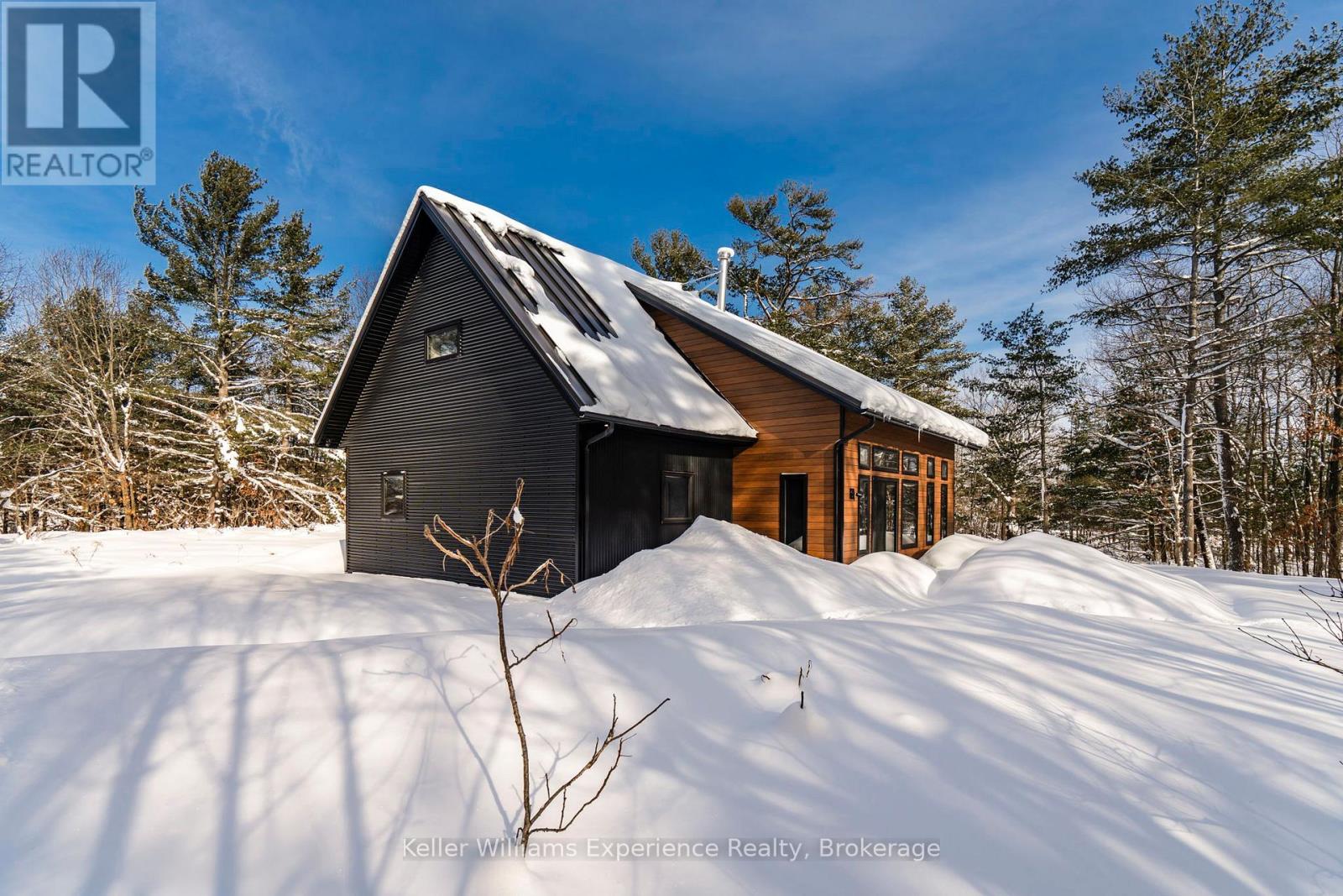 753 Honey Harbour Road, Georgian Bay, Ontario  L0K 1S0 - Photo 2 - X12747806
