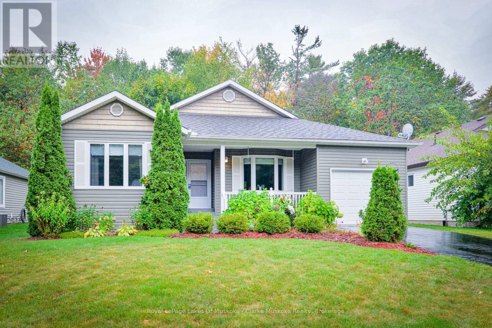 77 Hedgewood Lane, Gravenhurst, Ontario  P1P 1Z4 - Photo 2 - X12753034