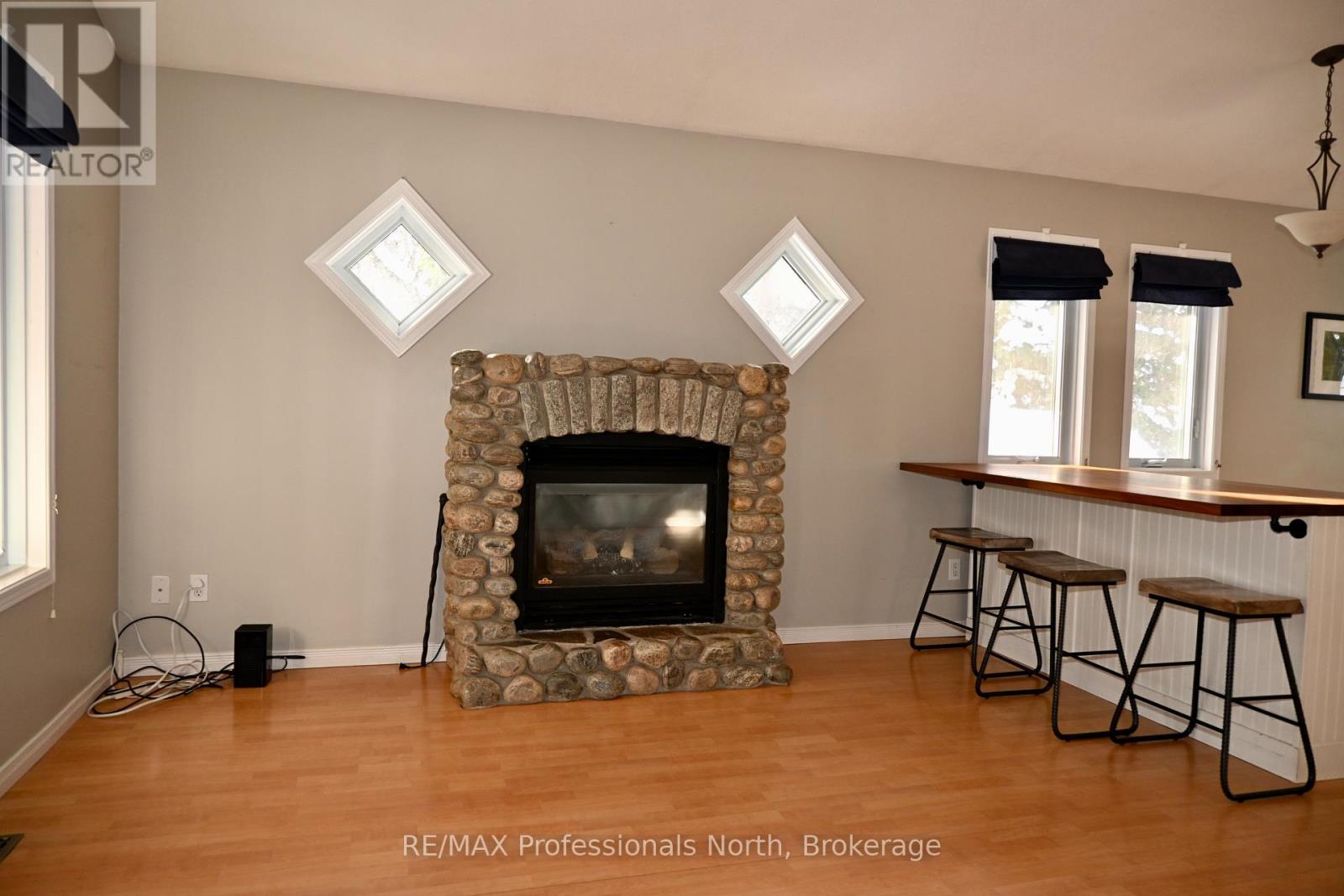 351 Chub Lake Road, Huntsville, Ontario  P1H 1S4 - Photo 10 - X12753802