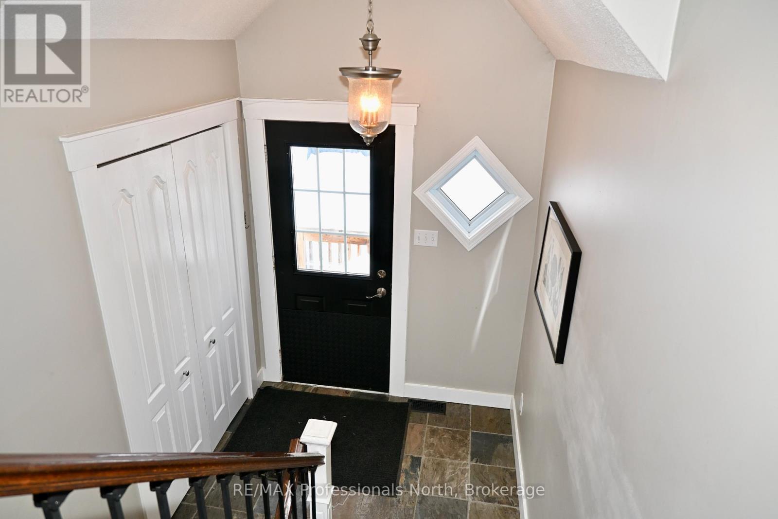 351 Chub Lake Road, Huntsville, Ontario  P1H 1S4 - Photo 4 - X12753802