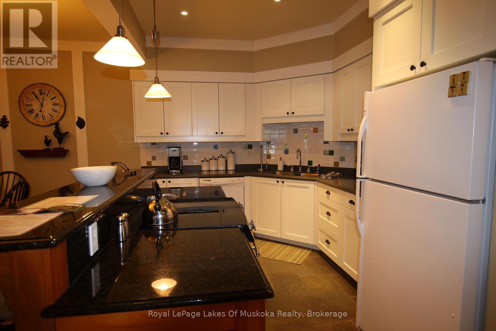 V 7, W 10 - 1020 Birch Glen Road, Lake Of Bays, Ontario  P0B 1A0 - Photo 10 - X12753860