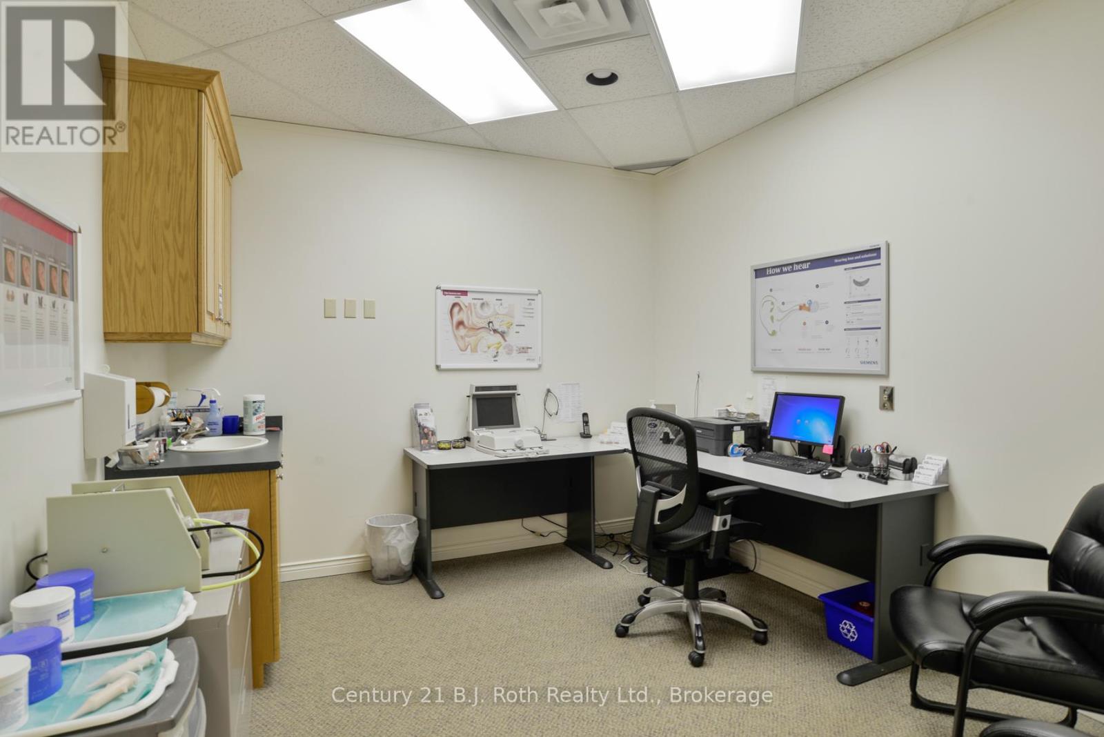 241 Brock Street, Gravenhurst, Ontario  P1P 1H4 - Photo 15 - X12755636