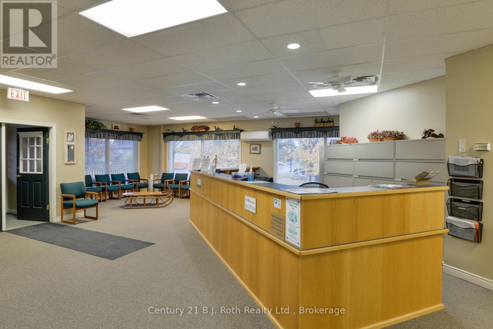 241 Brock Street, Gravenhurst, Ontario  P1P 1H4 - Photo 7 - X12755636