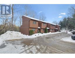 87 SOUTHBANK DRIVE, Bracebridge, Ontario