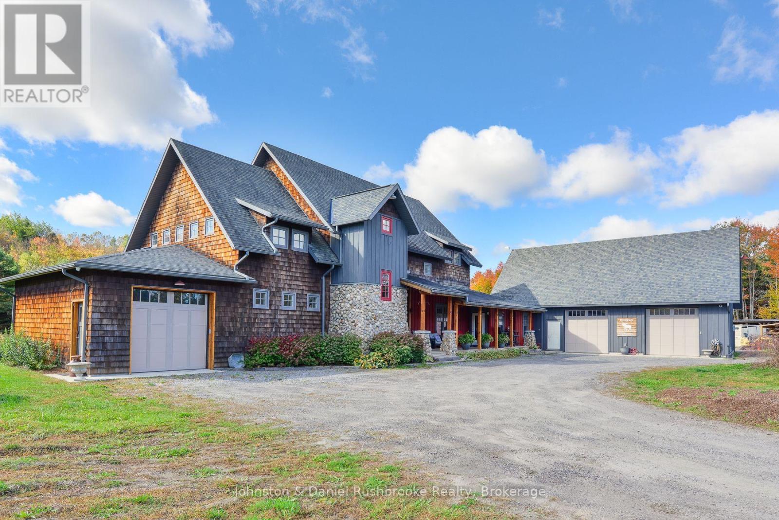 1422 Muskoka Rd 118 Road W, Bracebridge, Ontario  P1L 1W8 - Photo 2 - X12762760