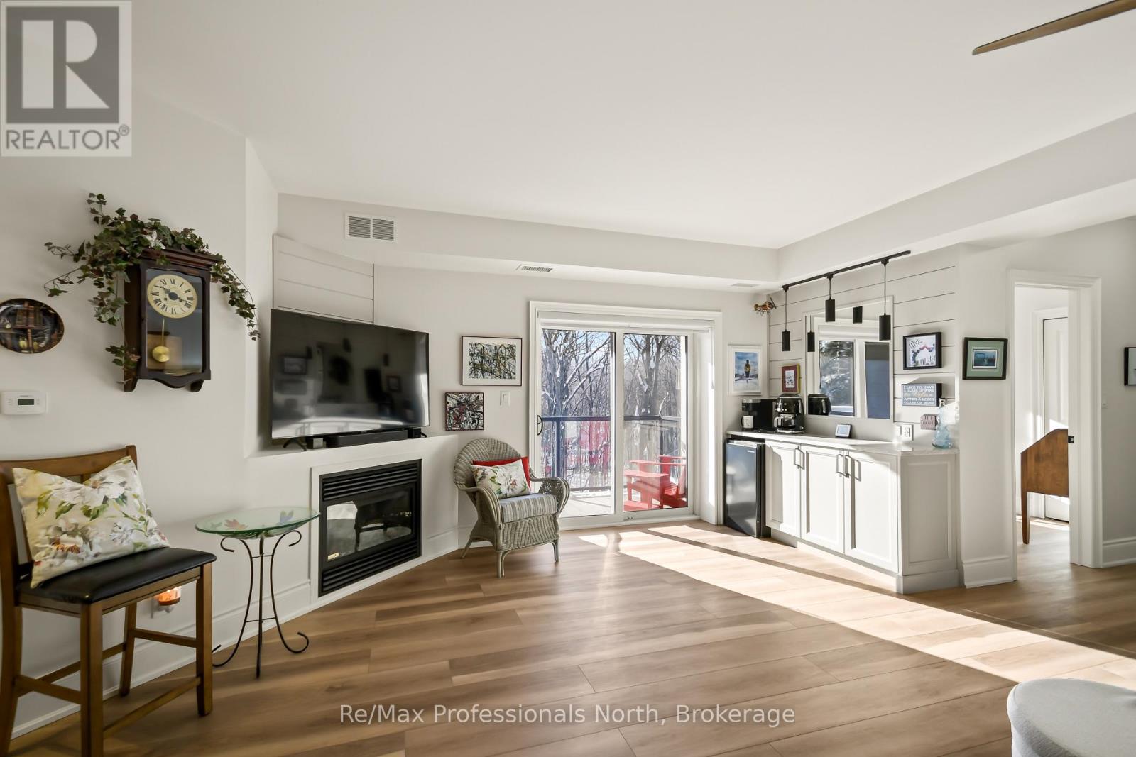 302 - 391 James Street W, Gravenhurst, Ontario  P1P 0A5 - Photo 7 - X12766252