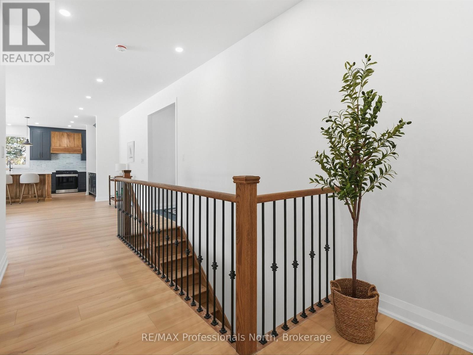 11 Clarkes Lane, Huntsville, Ontario  P0B 1M0 - Photo 42 - X12766480