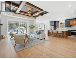 11 CLARKES LANE, Huntsville, Ontario