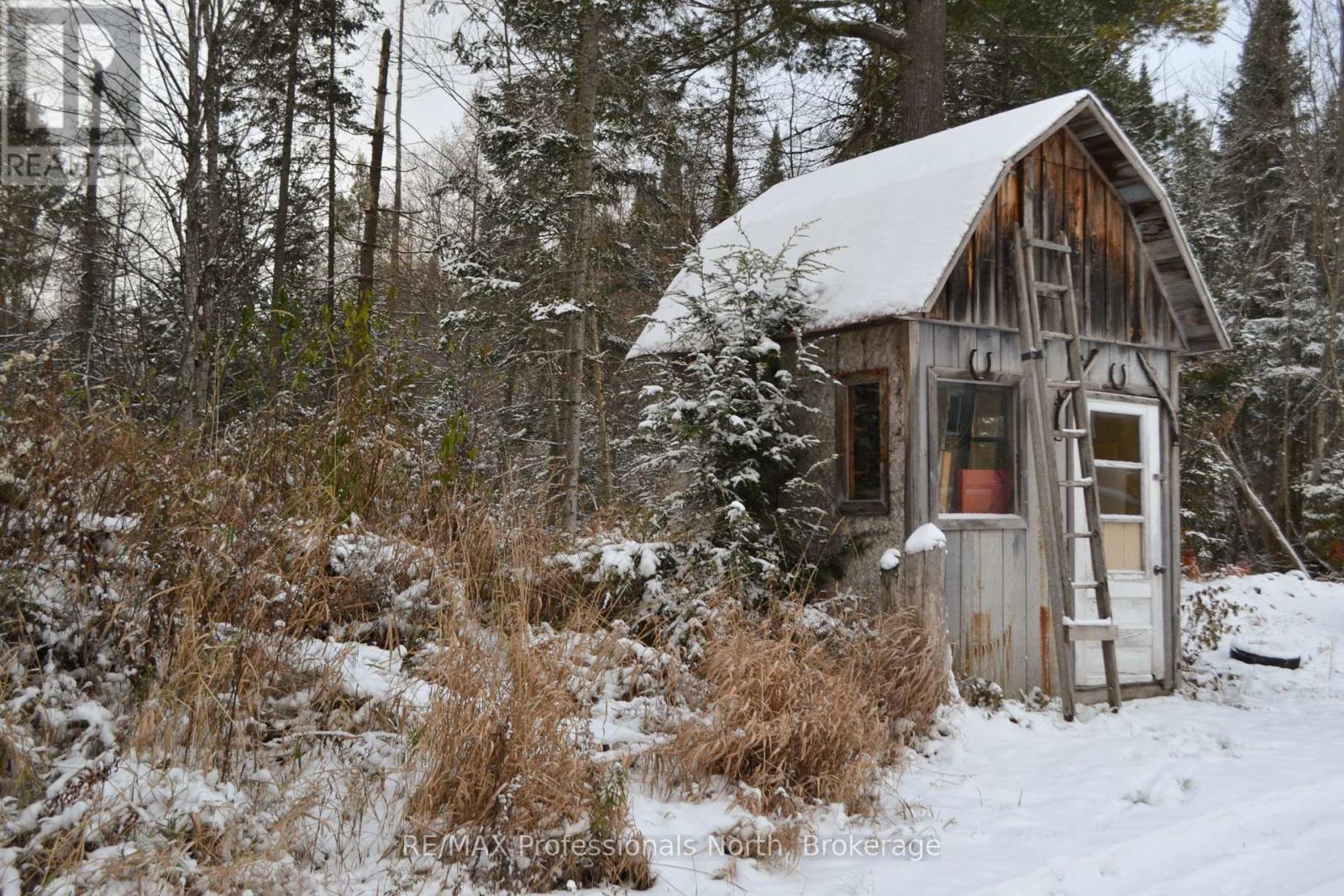 2315 Aspdin Road, Huntsville, Ontario  P0B 1M0 - Photo 11 - X12770468