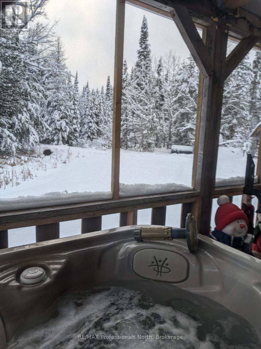 2315 Aspdin Road, Huntsville, Ontario  P0B 1M0 - Photo 5 - X12770468